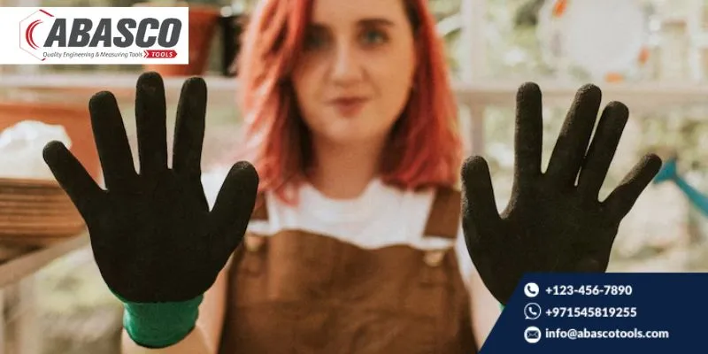 The Ultimate Guide to the Benefits & Uses of Synthetic Gloves